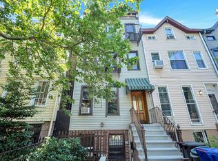 96 Vanderbilt Ave, Brooklyn, NY 11205