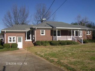 18 Cole Rd, Greenville, SC 29611