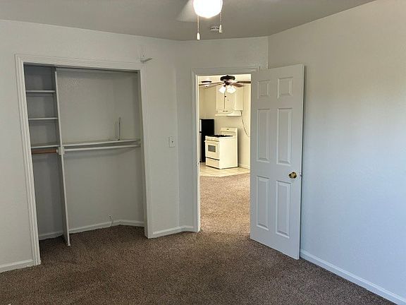 3rd image of 2717 McAdoo Ave #1/2
