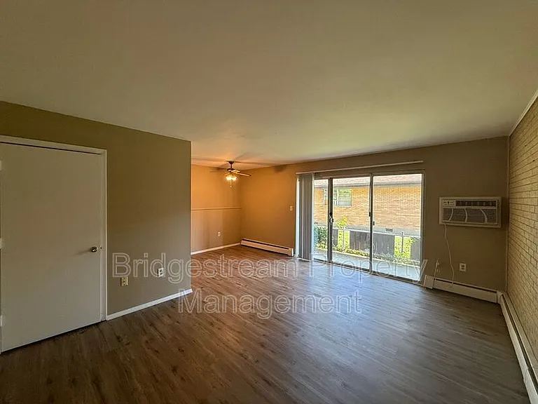 401 Elder Dr #2 — Photo 2