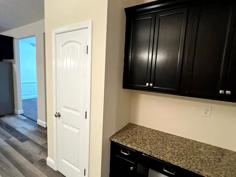 2458 Market Hill Dr — Photo 7