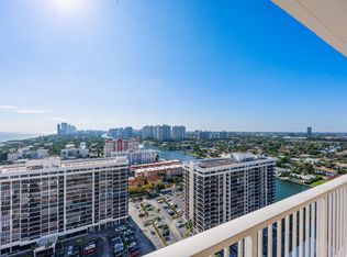 1985 S Ocean Drive #Pha, Hallandale Beach, FL 33009