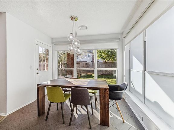 5th image of 18815 Woodbreeze Dr