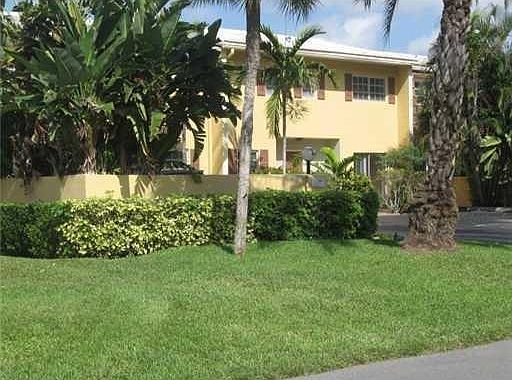 1st image of 3141 N Palm Aire Dr #3141