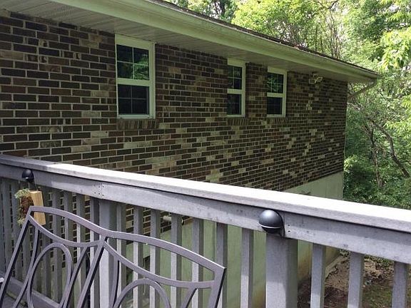 5th image of 824 Dean Dr