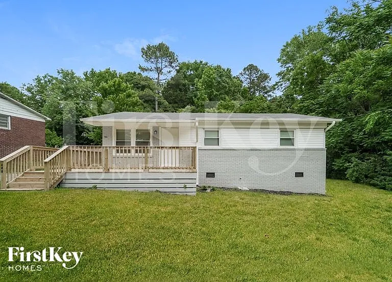 306 Alda Dr — Photo 1