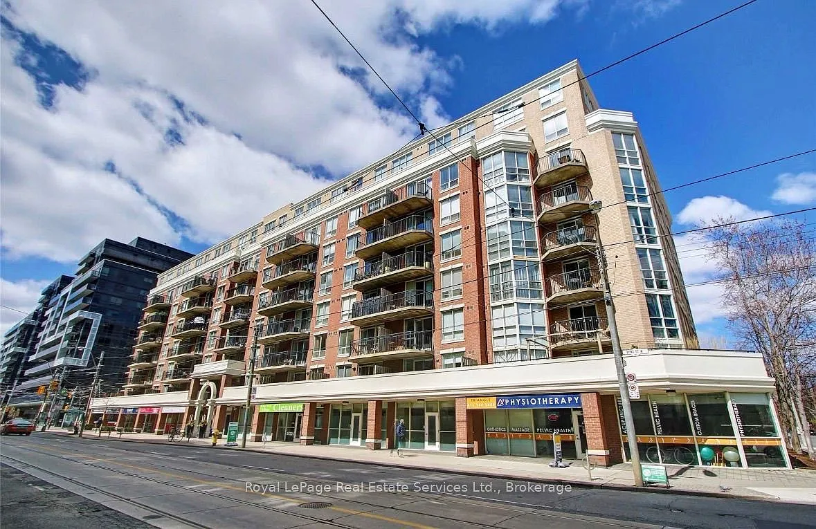 Massey Square — Photo 1