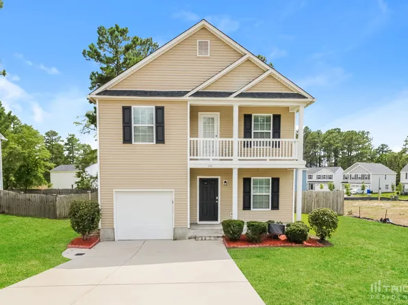 241 Saskatoon Dr, Hopkins, SC 29061