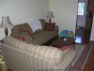 4th image of 21 Alden Ct