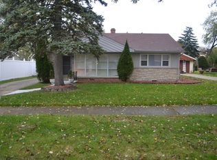4124 W Dean Dr, Oak Lawn, IL 60453
