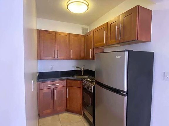 5th image of 513 2nd Ave APT 3B
