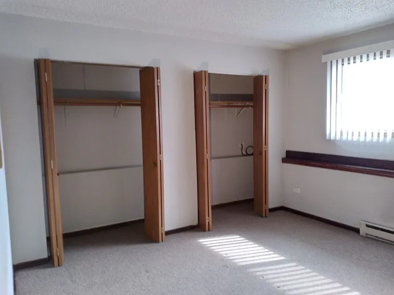 520 E 9th St #1B — Photo 4