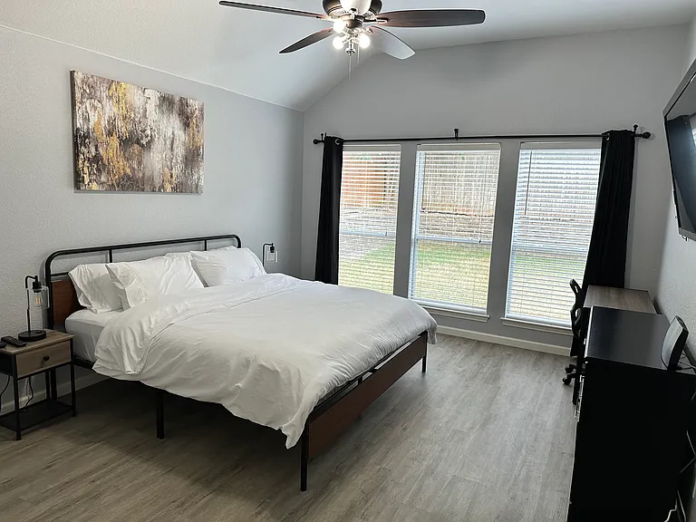 2506 Spring Hill Ln — Photo 15