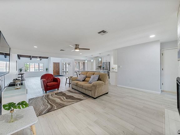 5th image of 1156 W 36th St