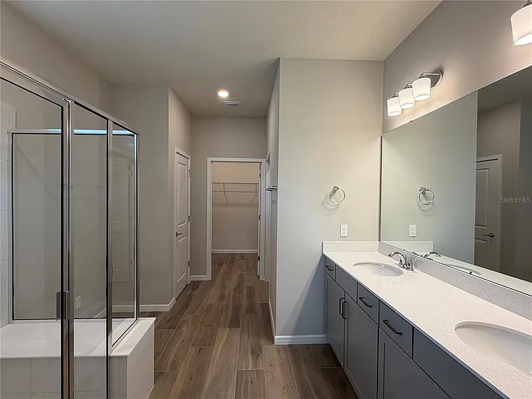 2610 Autumn Peace Dr — Photo 9