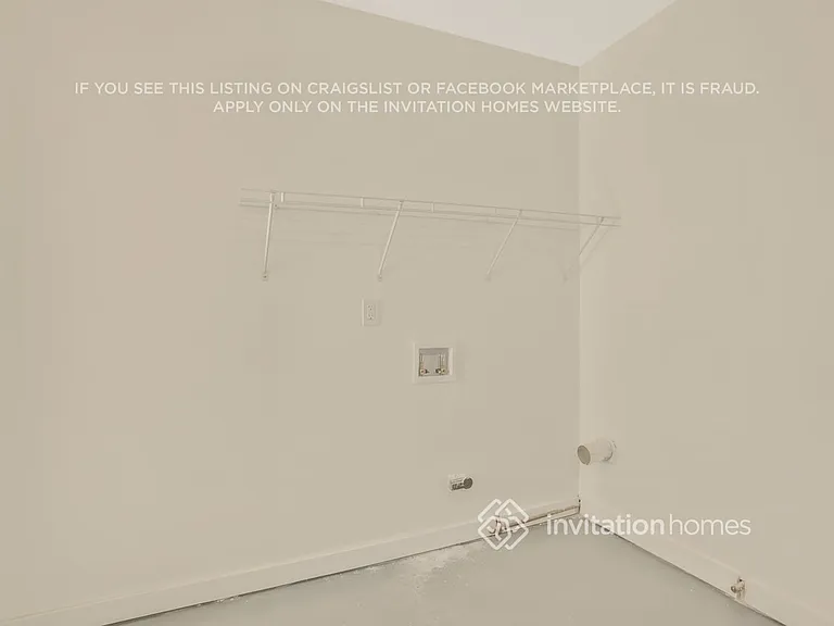 1241 Waterton Trl — Photo 23