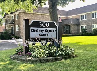 300 Dee Rd #1A1, Park Ridge, IL 60068