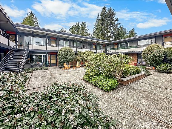 5th image of 11521 26th Avenue NE