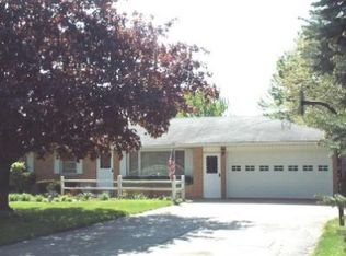 4898 N Oak Knoll Rd, Rolling Prairie, IN 46371