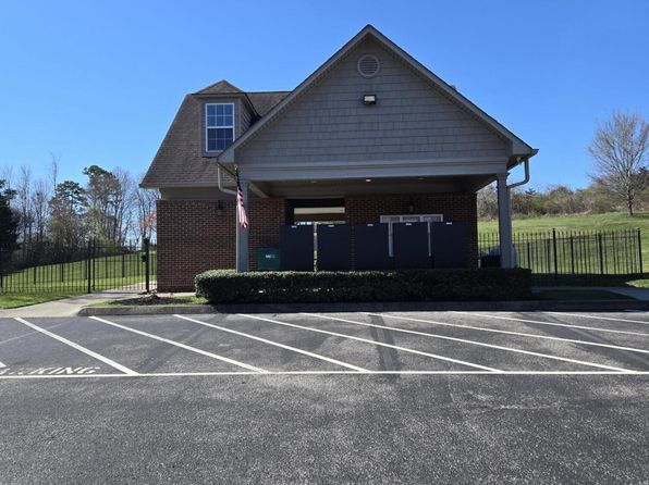 1162 Meadow Walk Ln #57, Lenoir City, TN 37772