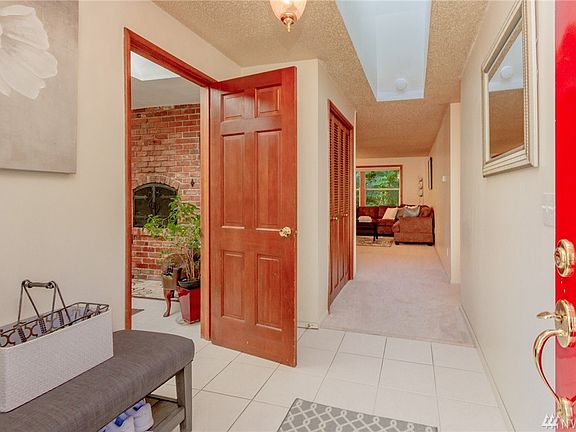 3rd image of 2738 Westwood Dr NW