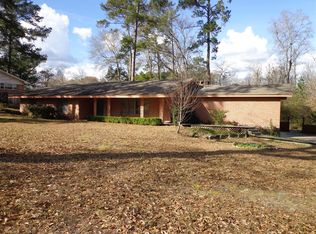 208 Sheila St, Jasper, TX 75951