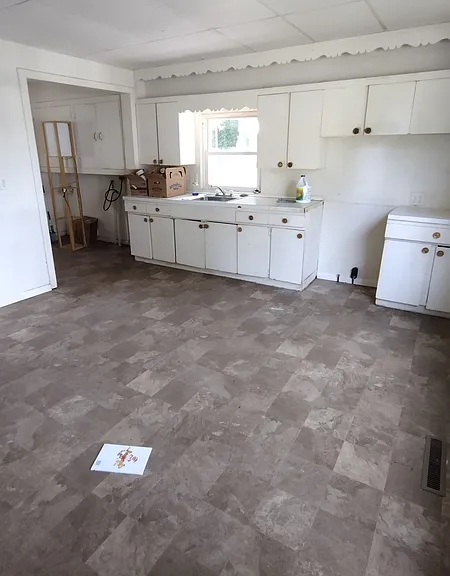 700 E High Ave — Photo 9