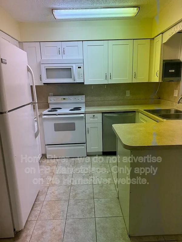 2 bed, 2.0 bath, 1333 sqft, $1,450 — Photo 4