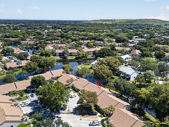 2nd image of 3210 S Carambola Cir Circle S