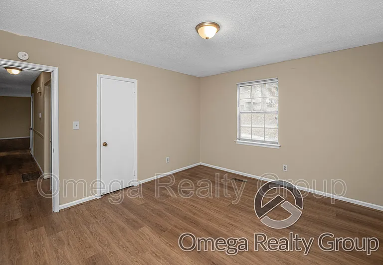 1830 Christian St — Photo 27