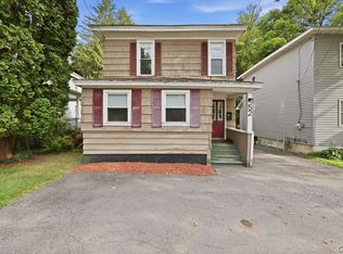 52 Downer St, Baldwinsville, NY 13027