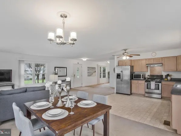 3802 5th St, North Beach, MD 20714