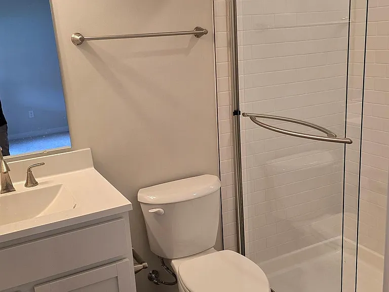 115 Boone Ct — Photo 4