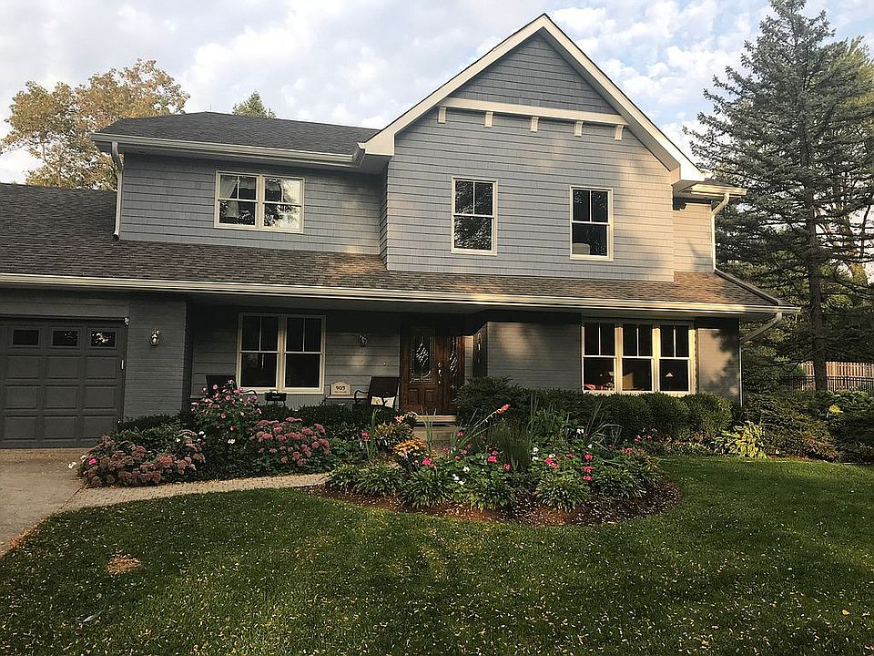 1st image of 905 Paradise Ln