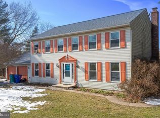 9818 Greenbrier Ln, Walkersville, MD 21793