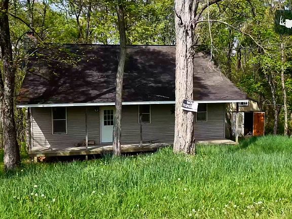 2nd image of 65775 Wilderness Ln