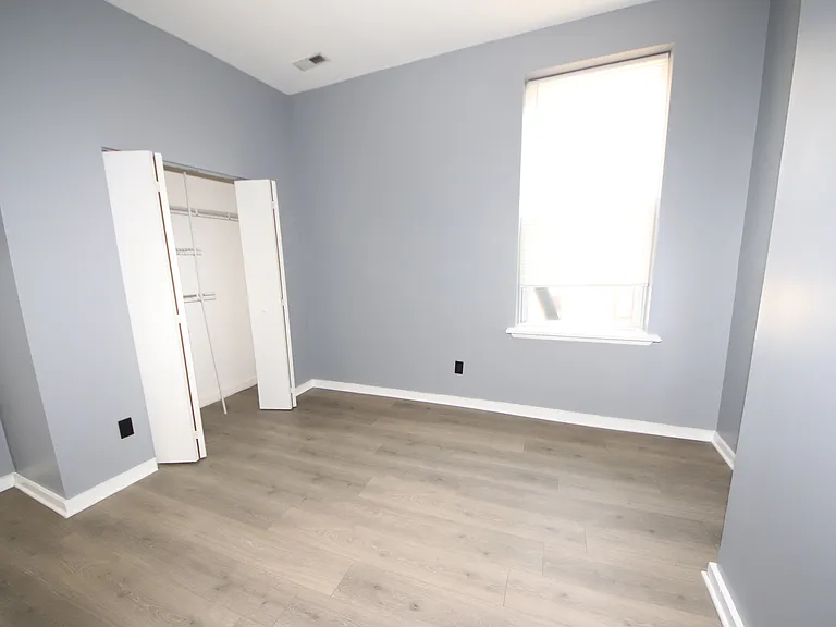 19 E Centre St #5 — Photo 15