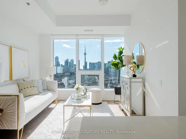 203 College St #1701, Toronto, ON M5T 0C8