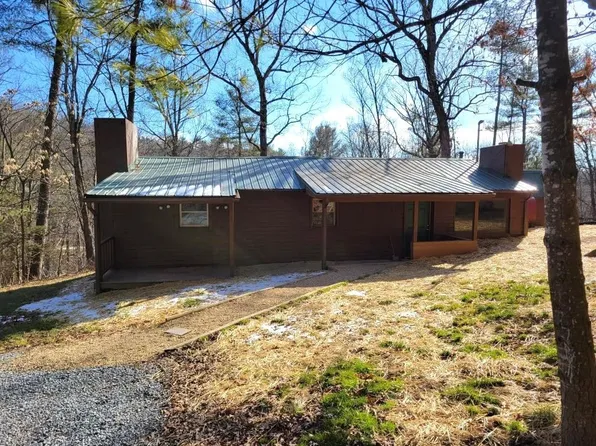 10593 Mossy Dr, Dayton, VA 22821