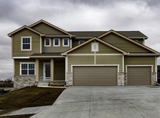 8160 S 184th Ter, Omaha, NE 68136