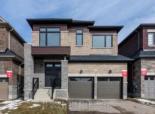 3 Periwinkle Rd, Springwater, ON L9X2C8