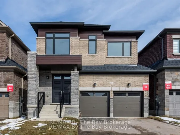 3 Periwinkle Rd, Springwater, ON L9X 2C8