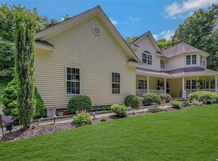 22 Saints Orchard Rd, Pt Jefferson, NY 11777