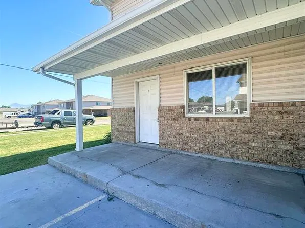 585 W 350 N APT 1, Tremonton, UT 84337