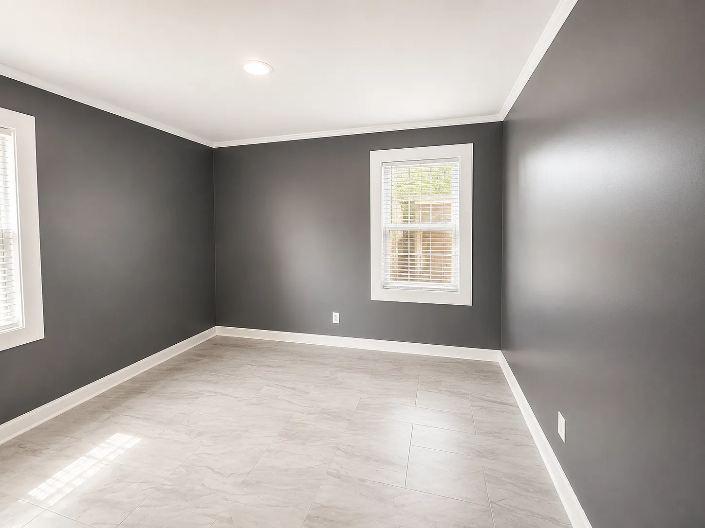 4 bed, 2.5 bath, 1050 sqft, $1,600 — Photo 2