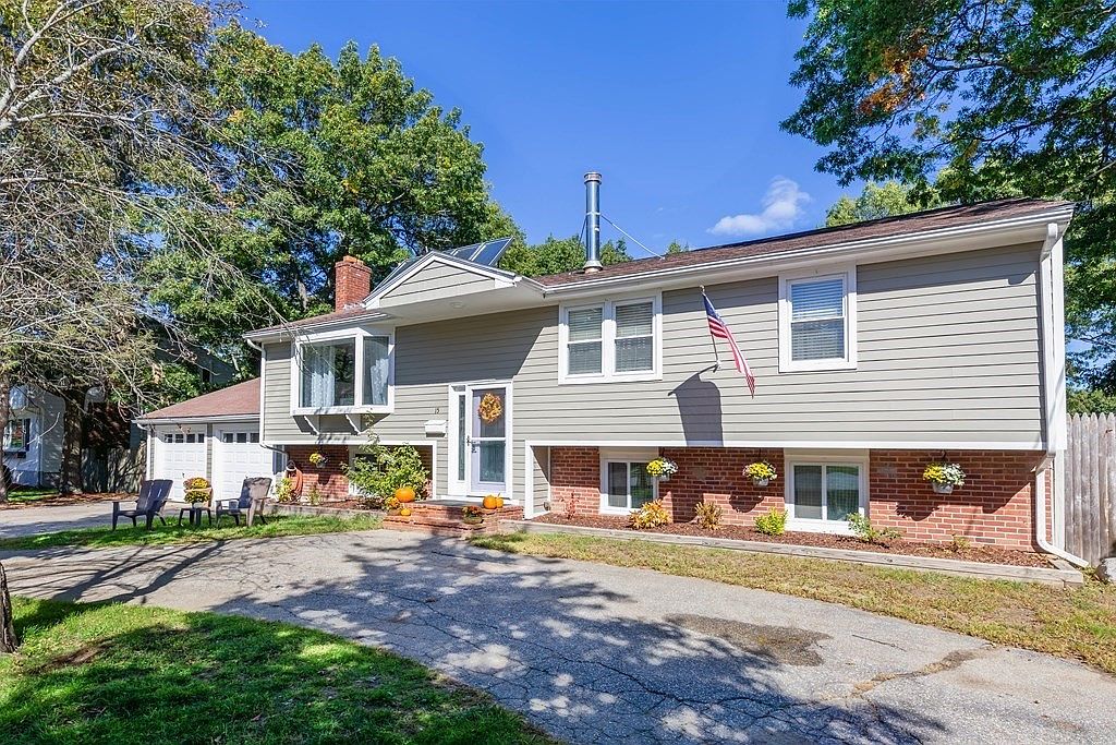 15 Heelan Ave, Stoughton, MA 02072 Zillow