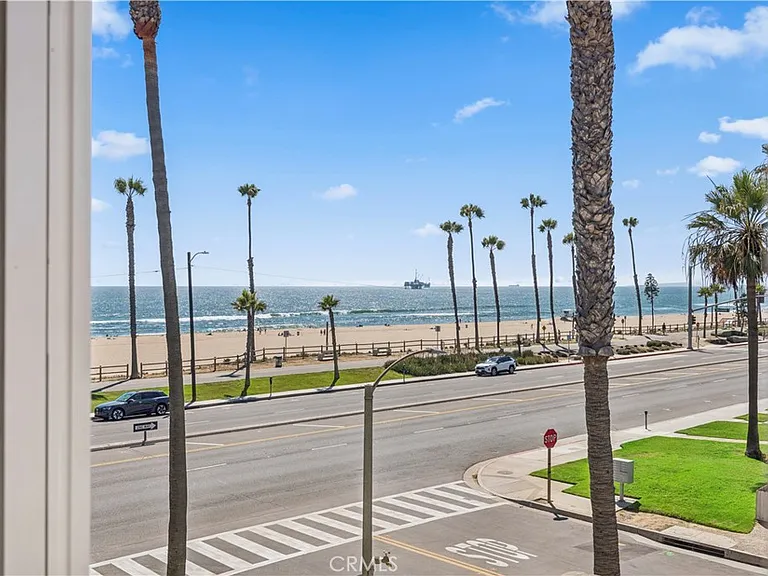 1516 Pacific Coast Hwy #304 — Photo 13