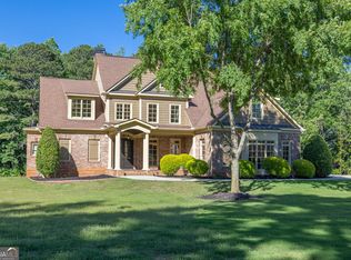 9145 Greenway Ct, Gainesville, GA 30506