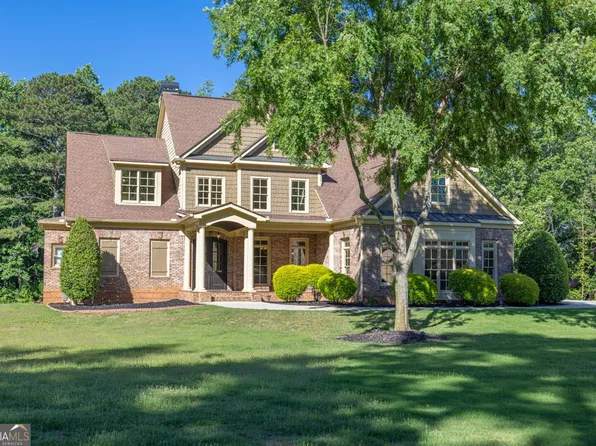 9145 Greenway Ct, Gainesville, GA 30506