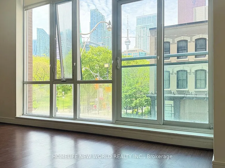 112 George St S #S217 — Photo 6